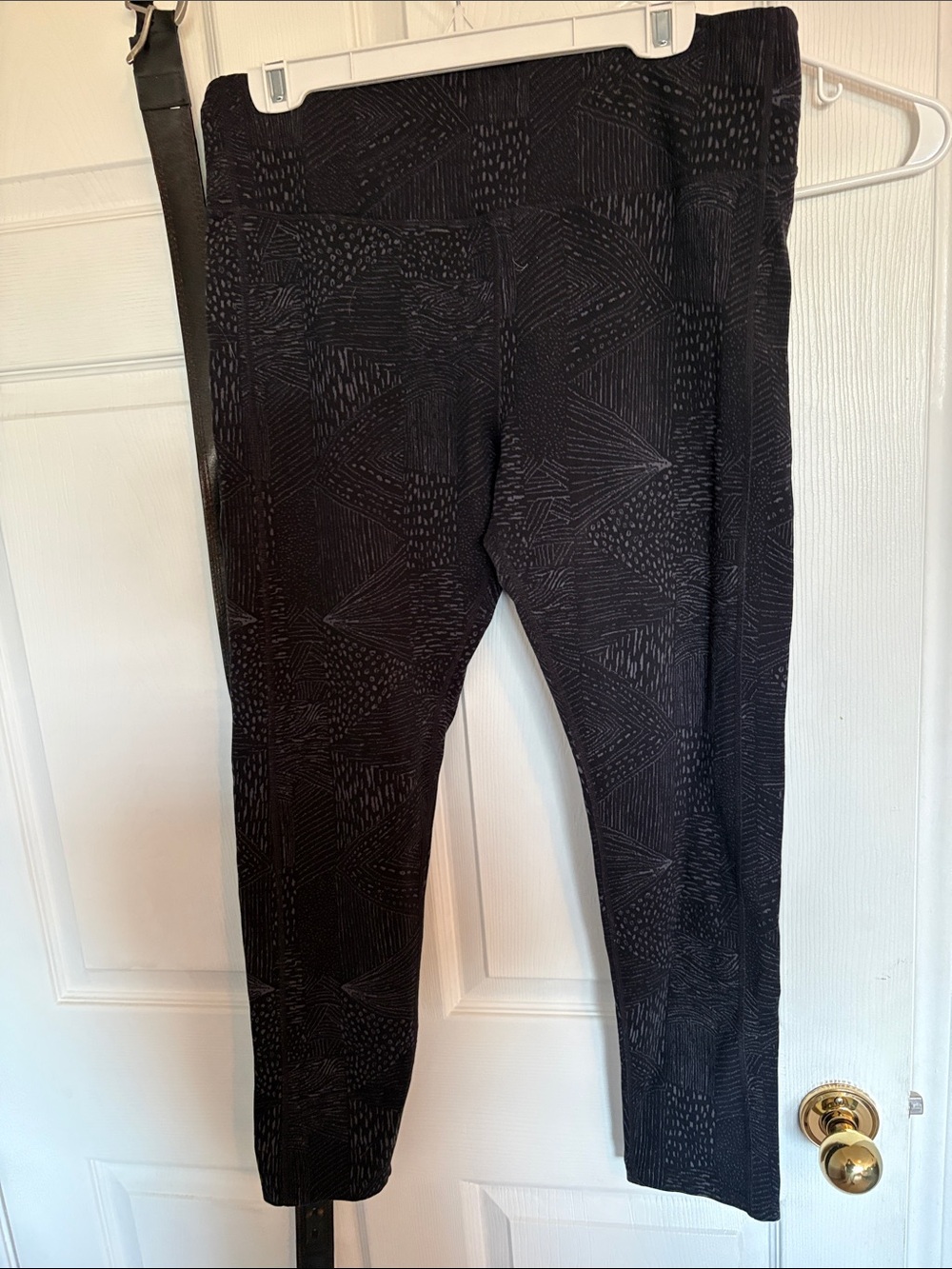 Tuff Athletics Black Patterned Leggings